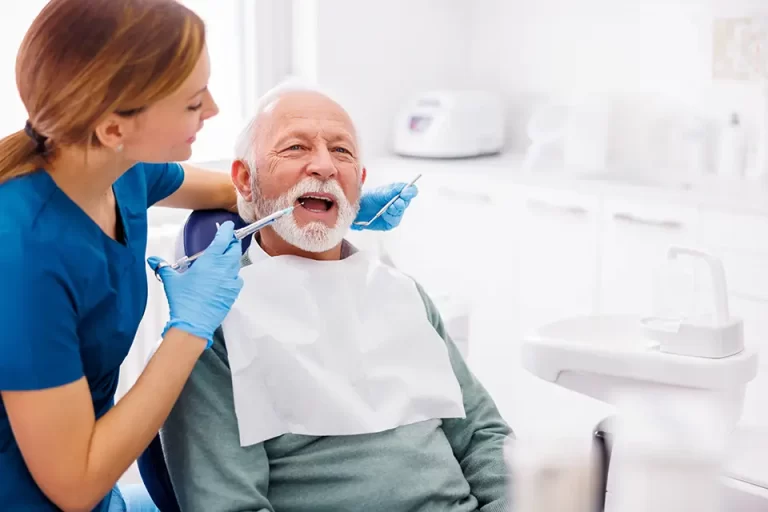Top 7 Common Dental Problems in Seniors and How to Treat Them