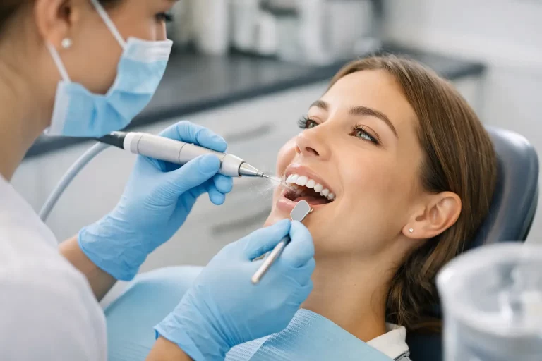 Professional Teeth Cleaning Thornhill: What Happens