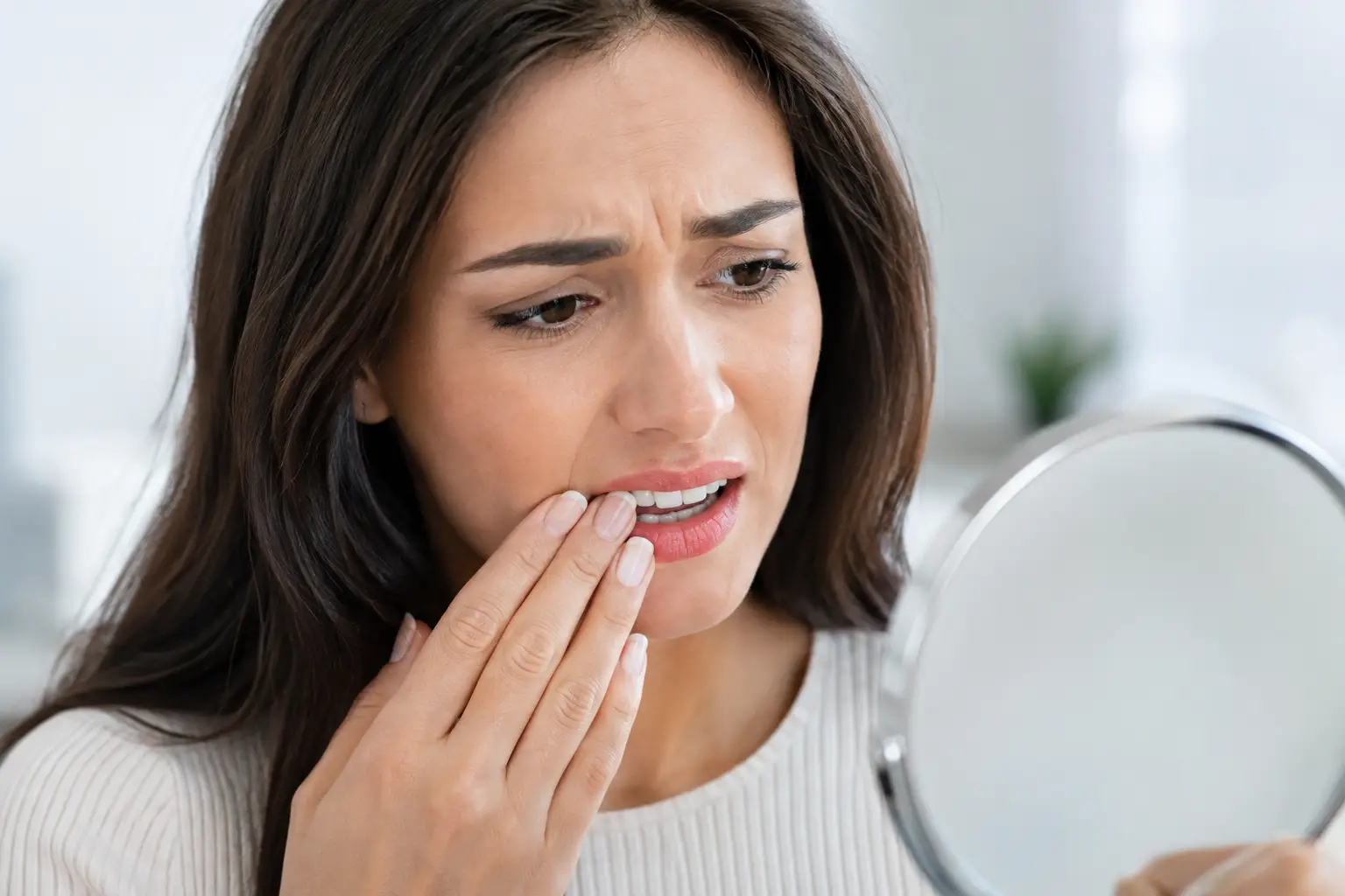 How to Handle a Knocked Tooth Before You Reach a Dentist