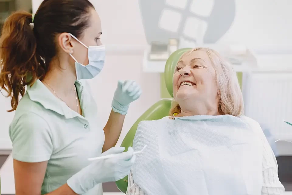 How to Maintain Your Oral Health as You Age