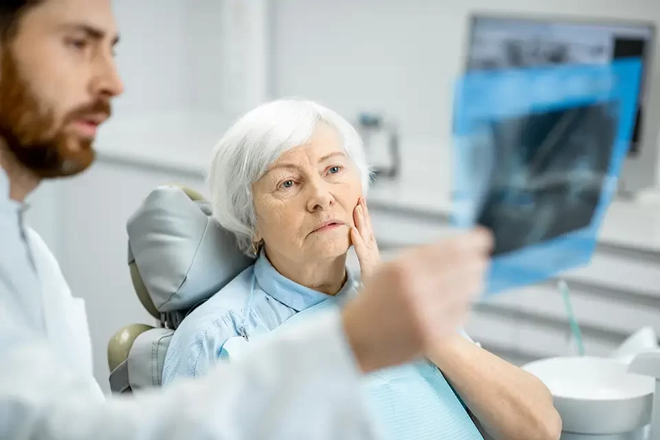 Common Dental Problems in Seniors