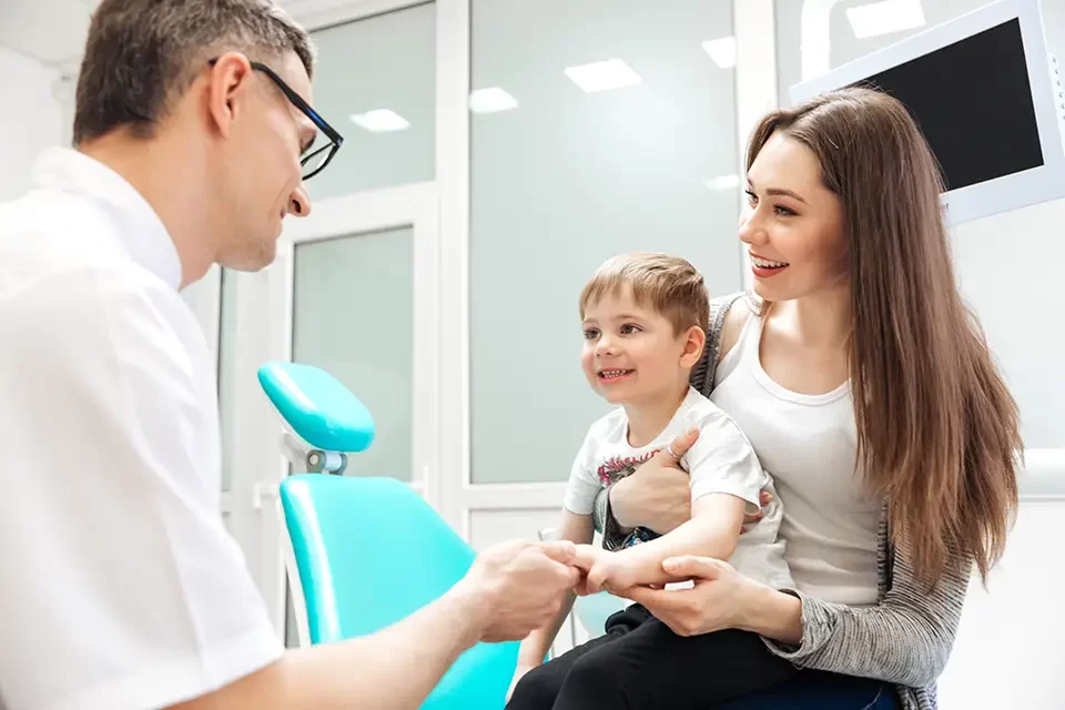 What Is a Pediatric Dentist:Minimally Invasive Dentistry